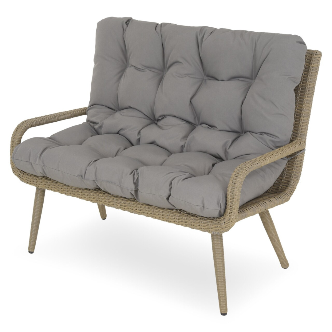 Comfortable Outdoor Lounge Rattan Set